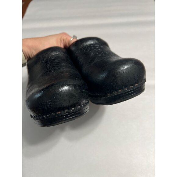 BLACK DANSKO XP CLOGS - Picture 4 of 8
